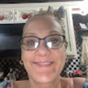 Meet your Posher, Tonya